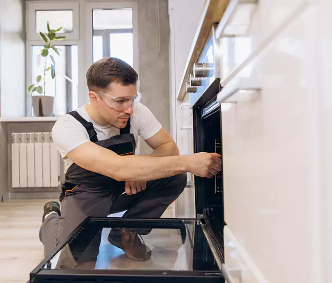 Why Lynn Bakers Rely on Appliance Repair Lynn for Every Electric Oven Fix?