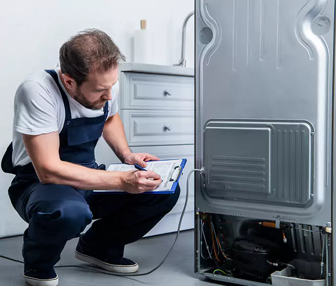 Why Lynn, MA Homeowners Choose Appliance Repair Lynn for Refrigerator Leak Repair?